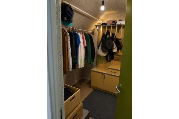Nowy Sącz, Centrum, Kochanowskiego 60m2 --miejsce postojowe